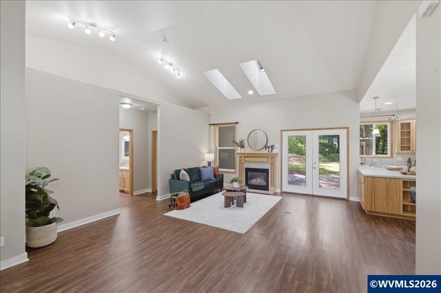 740 Gray Pine St, Lyons, OR 97358