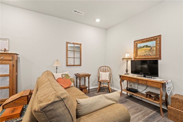 218 NW 67th Avenue, Bentonville, AR 72713