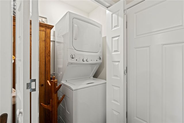 218 NW 67th Avenue, Bentonville, AR 72713