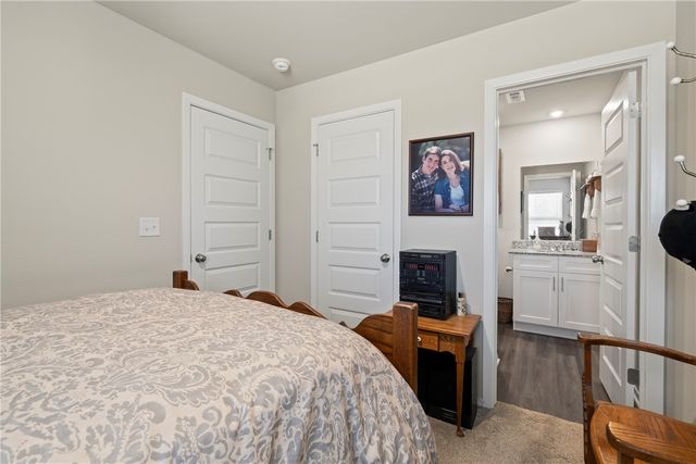 218 NW 67th Avenue, Bentonville, AR 72713