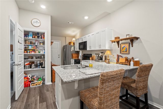 218 NW 67th Avenue, Bentonville, AR 72713