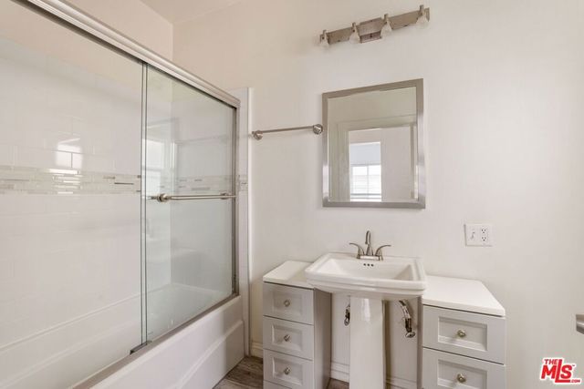 351 N Spaulding Avenue, Los Angeles, CA 90036