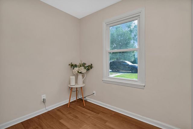 1901 Wilcox Street, Crest Hill, IL 60403