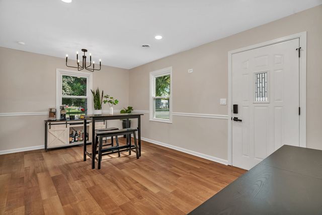 1901 Wilcox Street, Crest Hill, IL 60403