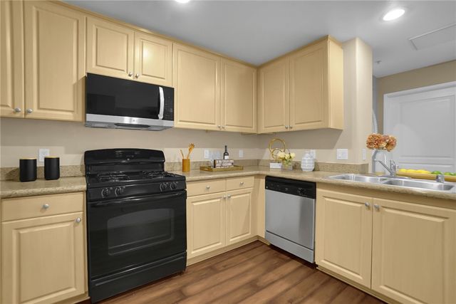 2405 Watermarke Place, Irvine, CA 92612