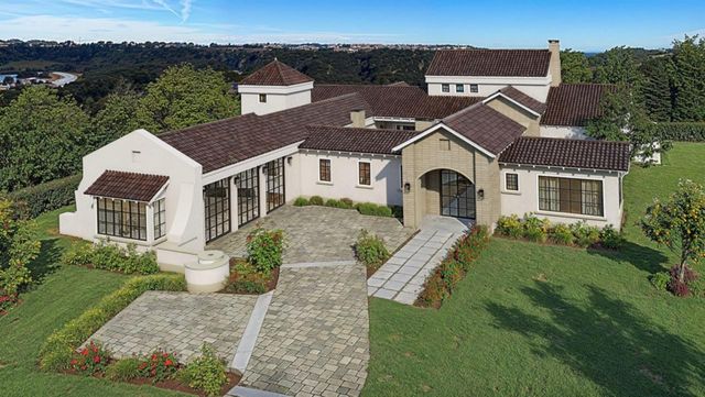 5704 TWIN PEAKS TRCE, Austin, TX 78738