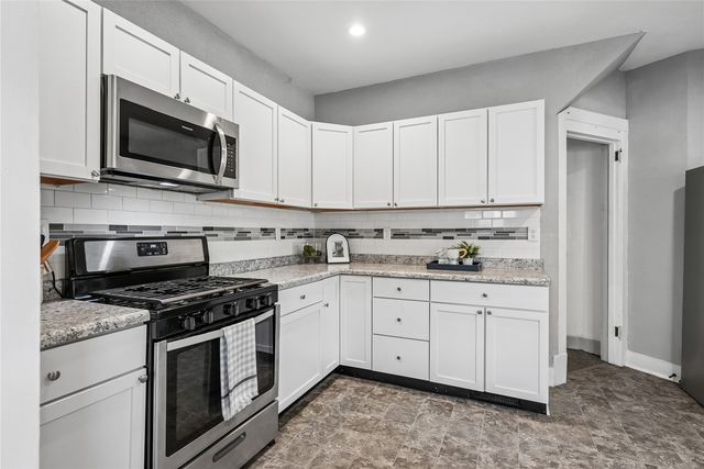 1701 Washington Avenue SE, Cedar Rapids, IA 52403