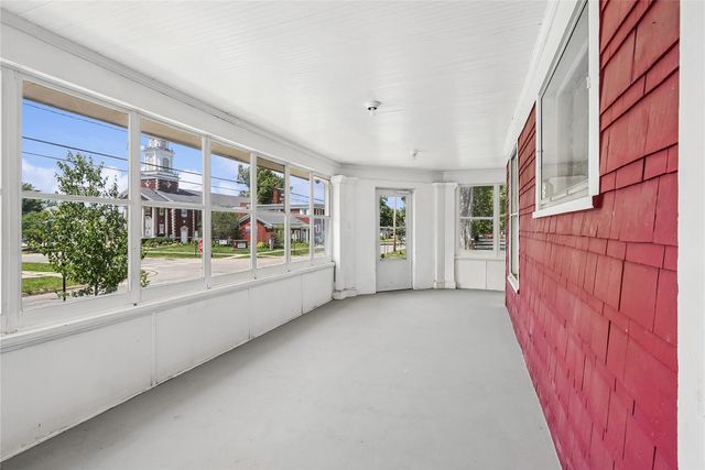 1701 Washington Avenue SE, Cedar Rapids, IA 52403