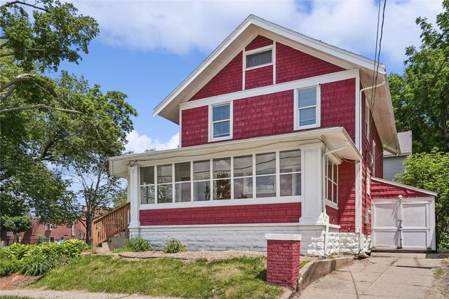 1701 Washington Avenue SE, Cedar Rapids, IA 52403