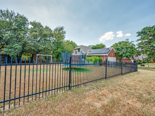 607 Biscayne Drive, Mansfield, TX 76063
