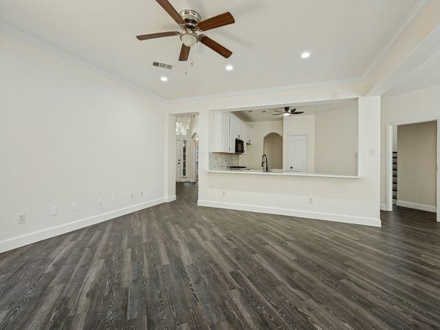 607 Biscayne Drive, Mansfield, TX 76063