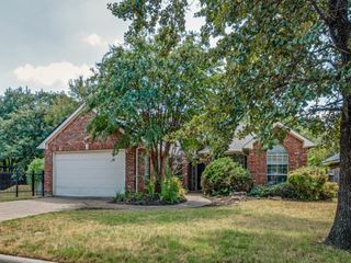 607 Biscayne Drive, Mansfield, TX 76063