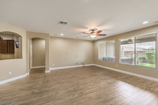 9476 Chandler Springs Avenue, Las Vegas, NV 89148