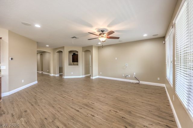 9476 Chandler Springs Avenue, Las Vegas, NV 89148