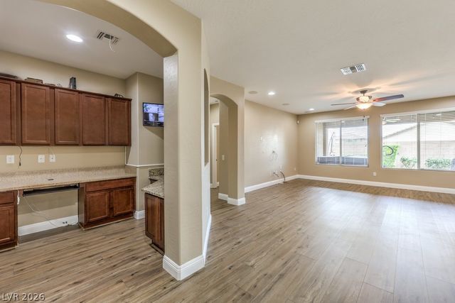 9476 Chandler Springs Avenue, Las Vegas, NV 89148