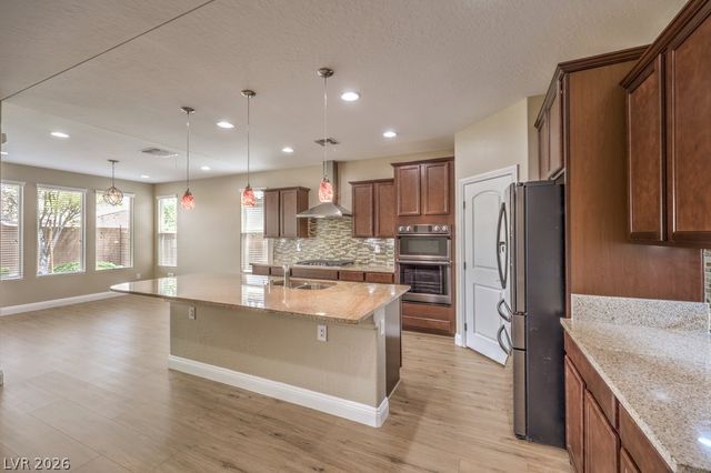 9476 Chandler Springs Avenue, Las Vegas, NV 89148