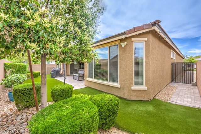 9476 Chandler Springs Avenue, Las Vegas, NV 89148
