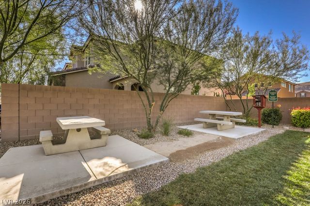 9476 Chandler Springs Avenue, Las Vegas, NV 89148