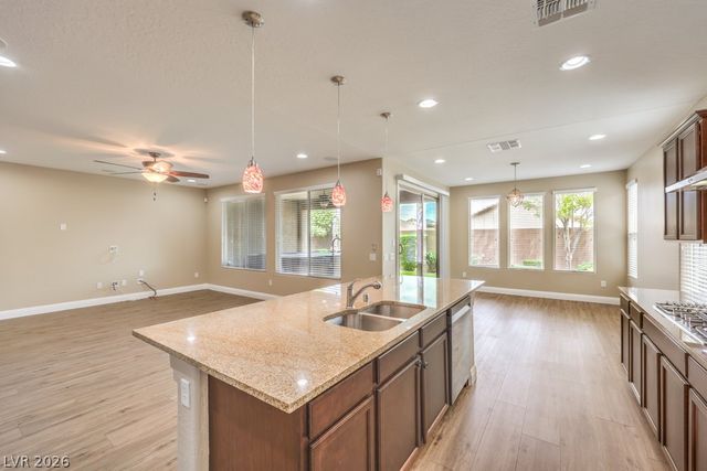 9476 Chandler Springs Avenue, Las Vegas, NV 89148
