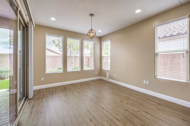 9476 Chandler Springs Avenue, Las Vegas, NV 89148