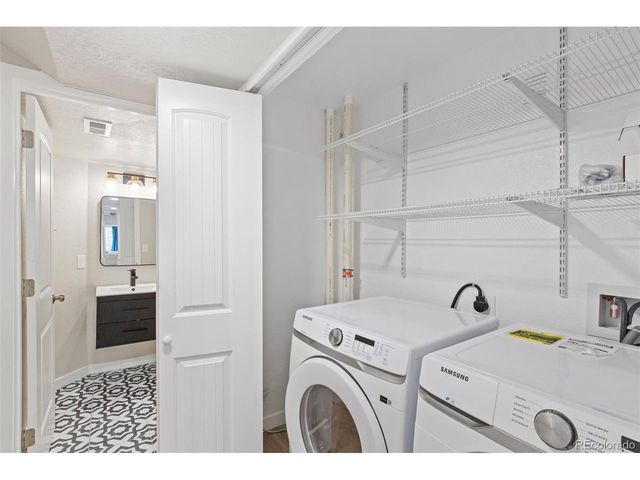 2020 W Pikes Peak Ave, Colorado Springs, CO 80904