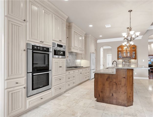 5403 Crosswater Drive, College Station, TX 77845