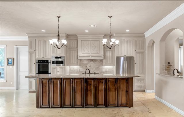 5403 Crosswater Drive, College Station, TX 77845