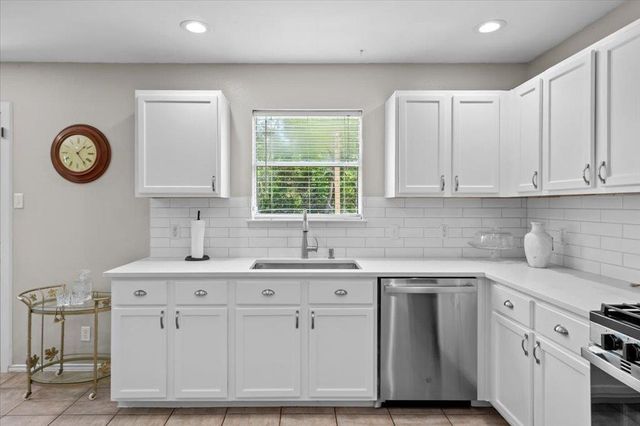9021 Kimono Ridge DR, Austin, TX 78748
