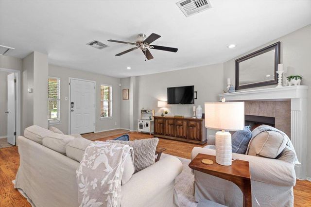 9021 Kimono Ridge DR, Austin, TX 78748