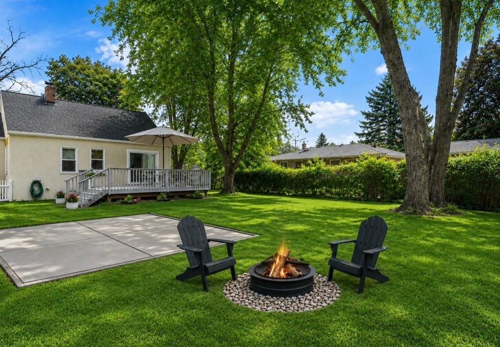 774 County Road B W, Roseville, MN 55113 — photo 5