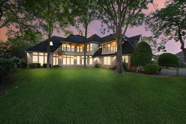 1440 Southern Hills Drive, Mansfield, TX 76063