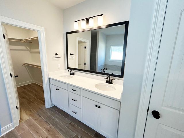 156 Natureview Way, Freeport, FL 32439