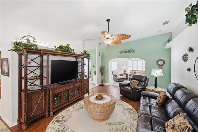 6144 Alexandria Circle, Fort Pierce, FL 34982