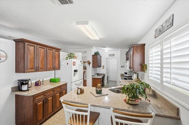 6144 Alexandria Circle, Fort Pierce, FL 34982