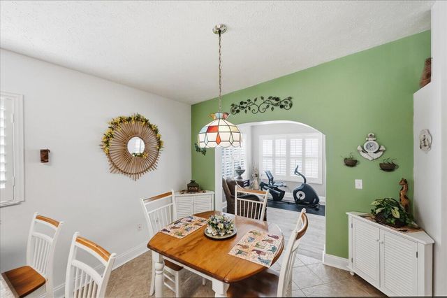 6144 Alexandria Circle, Fort Pierce, FL 34982