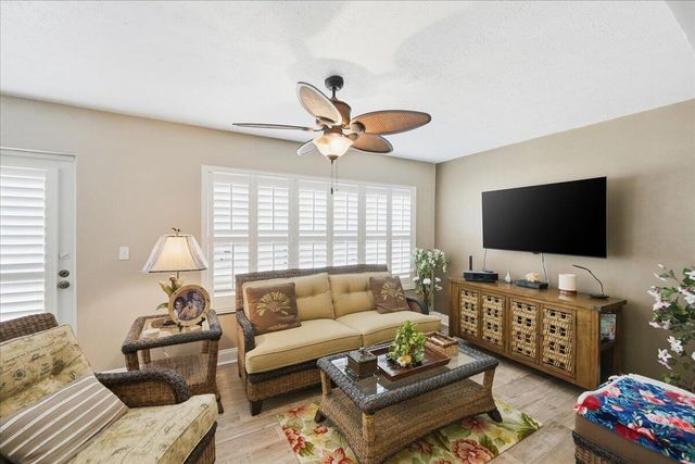 6144 Alexandria Circle, Fort Pierce, FL 34982