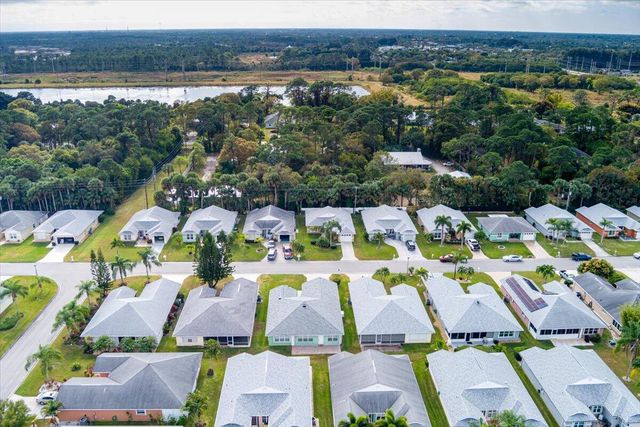 6144 Alexandria Circle, Fort Pierce, FL 34982