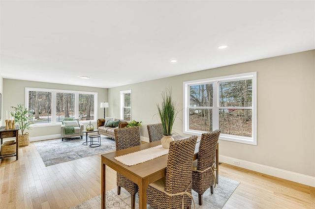 9 Trues Parkway, Sandown, NH 03873