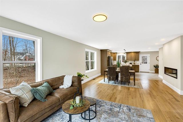 9 Trues Parkway, Sandown, NH 03873