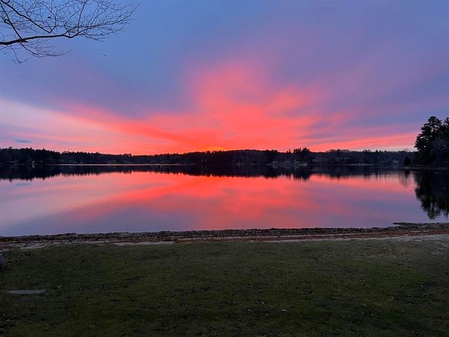 9 Trues Parkway, Sandown, NH 03873