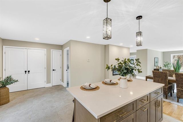 9 Trues Parkway, Sandown, NH 03873