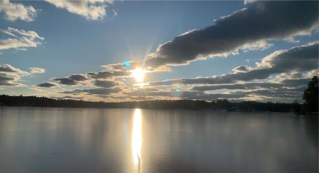 9 Trues Parkway, Sandown, NH 03873