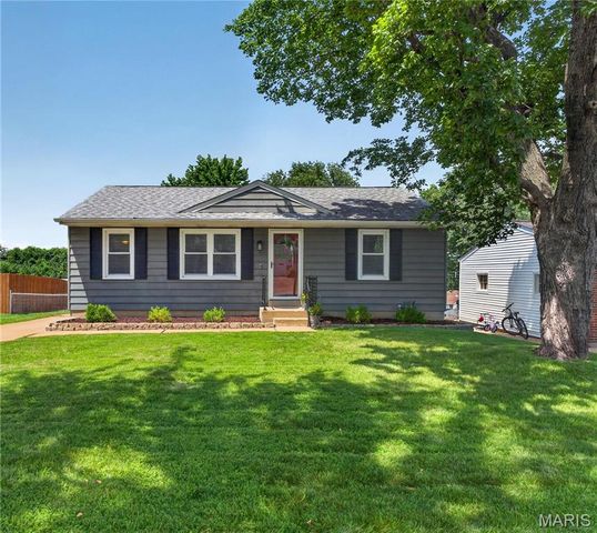 10949 Coral Ridge Drive, St Louis, MO 63123