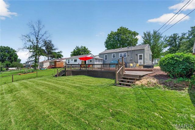 10949 Coral Ridge Drive, St Louis, MO 63123