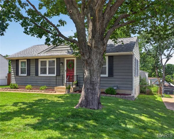 10949 Coral Ridge Drive, St Louis, MO 63123