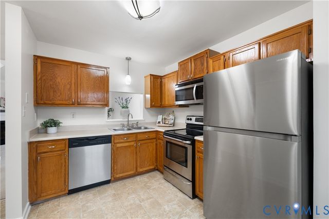 7205 Shelton Ct, Chesterfield, VA 23832