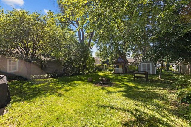 707 E BREWSTER STREET, Appleton, WI 54911