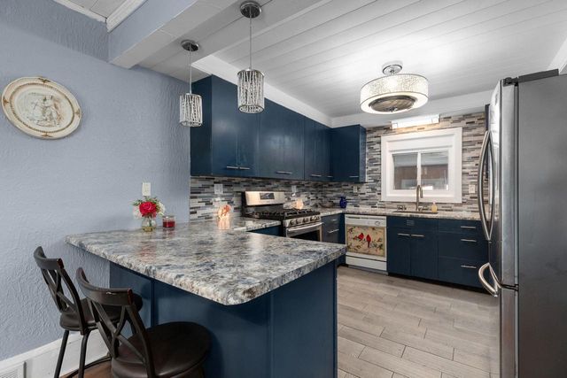 707 E BREWSTER STREET, Appleton, WI 54911