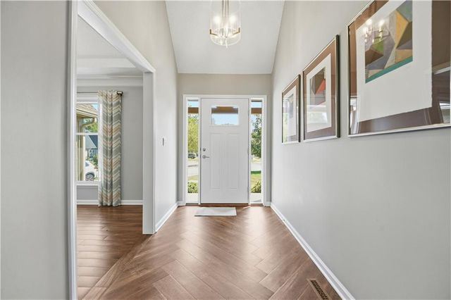 11728 W 108th Circle, Overland Park, KS 66210