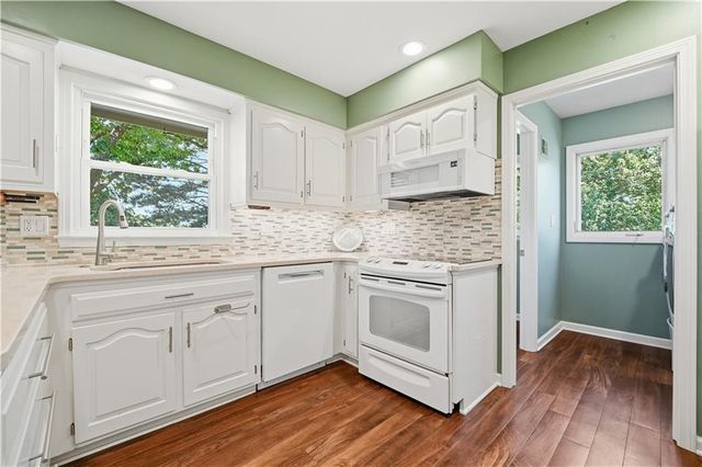 11728 W 108th Circle, Overland Park, KS 66210